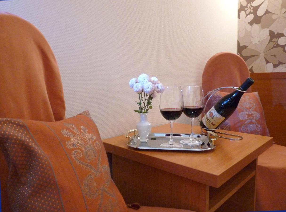 Economy Room In Hotel Eney Lviv Ngoại thất bức ảnh